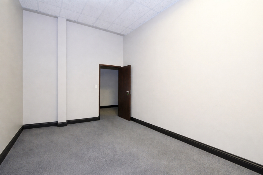 To Let Commercial Property for Rent in Dal Josafat Western Cape